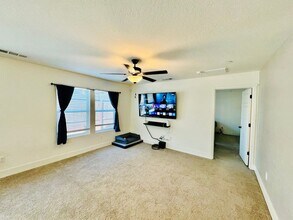 2009 Giannone Ct in Los Banos, CA - Building Photo - Building Photo