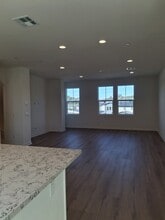 4672 Catmint Ln in Carlsbad, CA - Foto de edificio - Building Photo