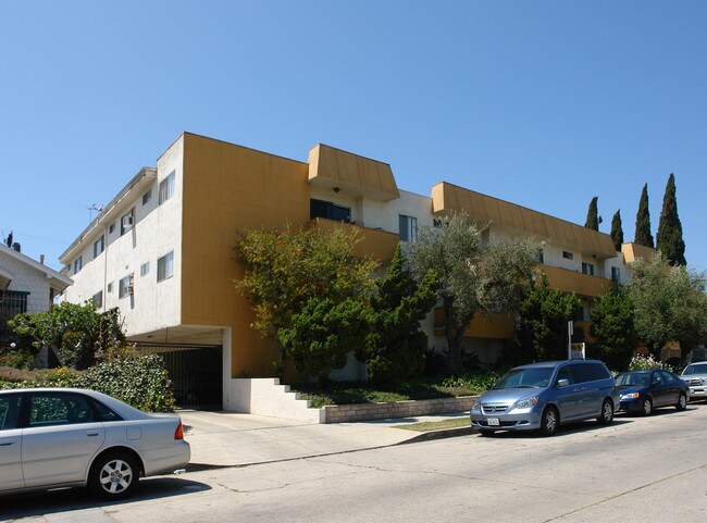 435 N Serrano Ave in Los Angeles, CA - Building Photo - Building Photo