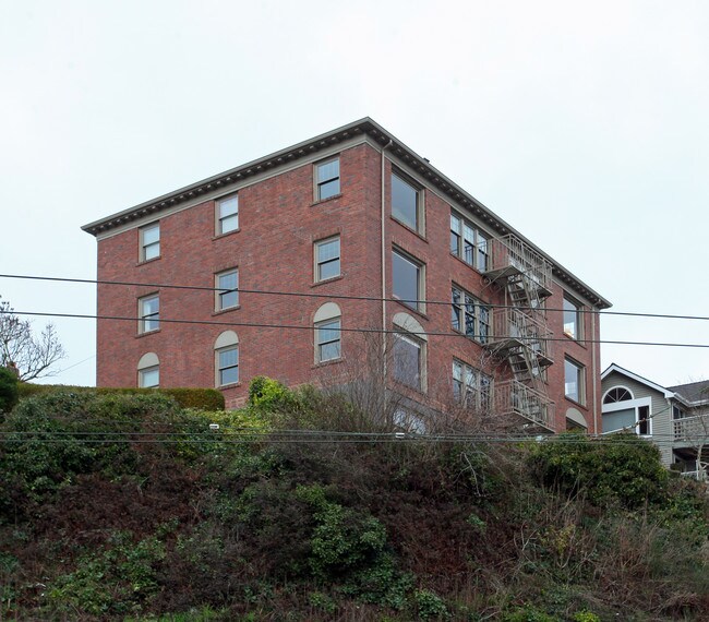 1906 Bigelow Ave N in Seattle, WA - Foto de edificio - Building Photo