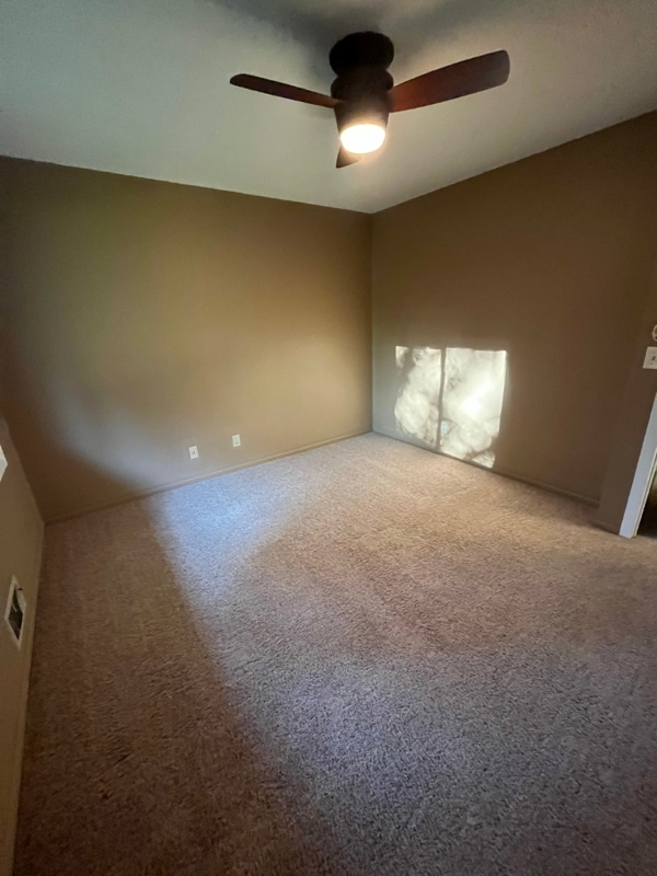 8605 Ivywood Ave S in Cottage Grove, MN - Building Photo - Building Photo