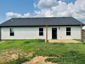 211 Victoria Wy in Franklin, KY - Building Photo - Building Photo