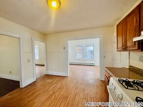 569 Main St in Medford, MA - Building Photo - Building Photo