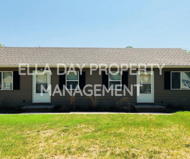 property at 836 S Terrace Dr