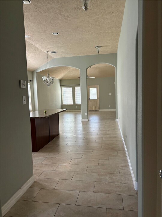 27410 Tracy Ridge Ct in Spring, TX - Foto de edificio