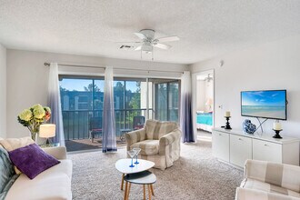 1645 Spoonbill Ln in Naples, FL - Foto de edificio - Building Photo