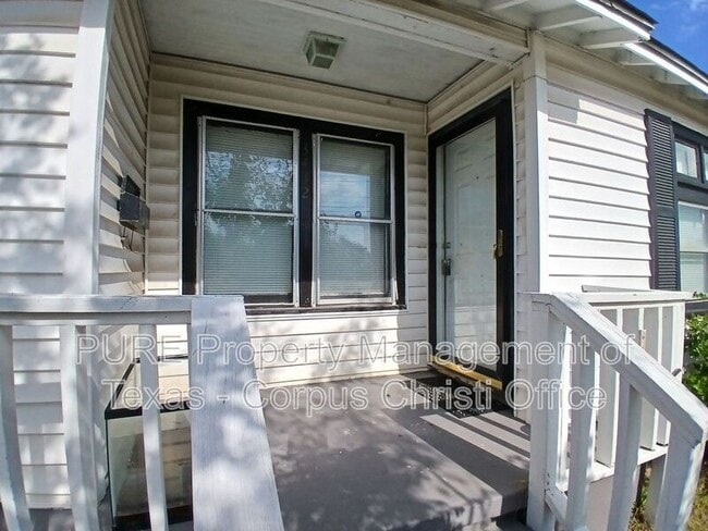 3432 Olsen Dr in Corpus Christi, TX - Building Photo - Building Photo