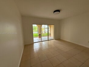 2493 Centergate Dr in Miramar, FL - Building Photo - Building Photo