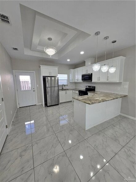 1018 N Woodson Ave, Unit 3 in Edinburg, TX - Building Photo - Building Photo