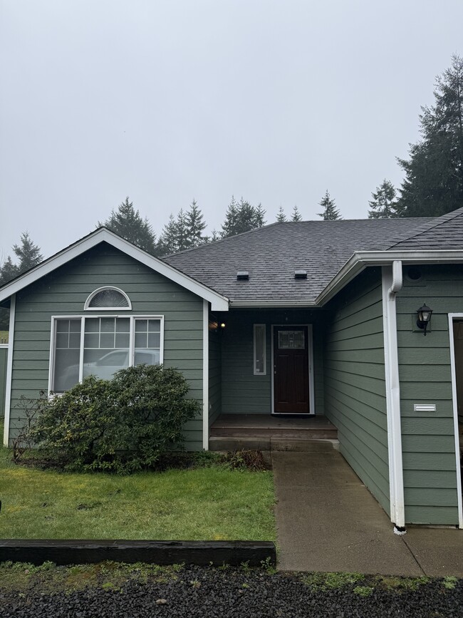 property at 1480 SE Cole Rd