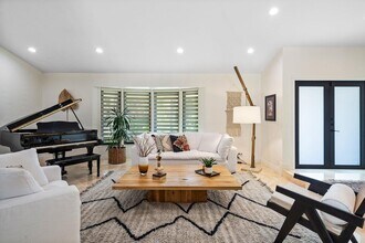 3765 Kings Way in Boca Raton, FL - Building Photo - Building Photo