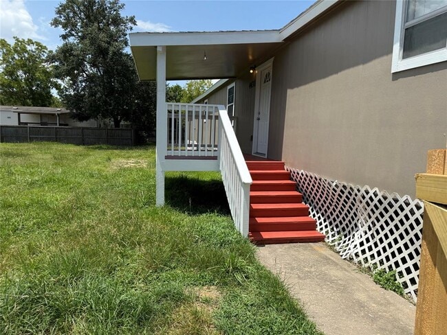 4431 16th St in Bacliff, TX - Building Photo - Building Photo