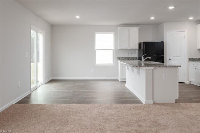 4702 Hazelburn Dr in Greensboro, NC - Building Photo - Building Photo