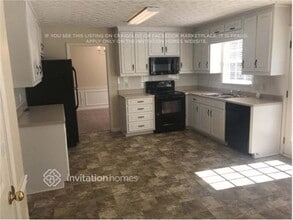 220 Lake Valley Dr SW in Loganville, GA - Foto de edificio - Building Photo