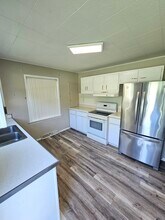 28243 W Fox River Rd in Cary, IL - Building Photo - Building Photo