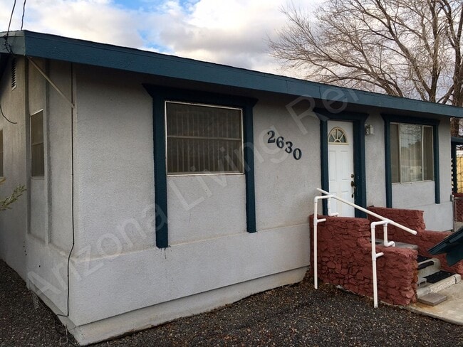 2630 Louise Ave in Kingman, AZ - Building Photo - Building Photo