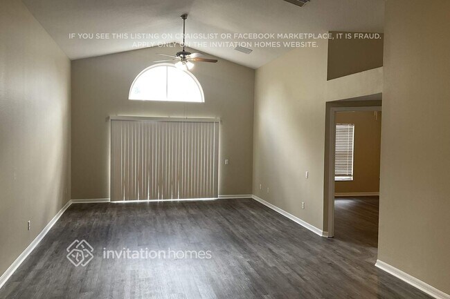 property at 5528 Terrain De Golf Dr