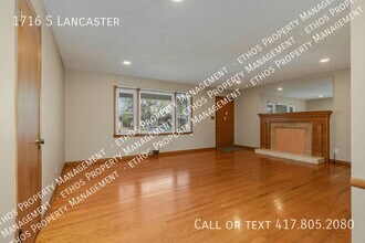 1716 S Lancaster Ave in Springfield, MO - Building Photo - Building Photo