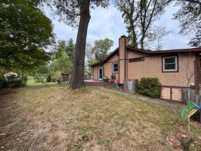 3079 Maqua Pl in Mohegan Lake, NY - Building Photo - Building Photo