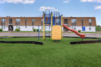 Summit at Abilene North in Abilene, TX - Building Photo - Building Photo