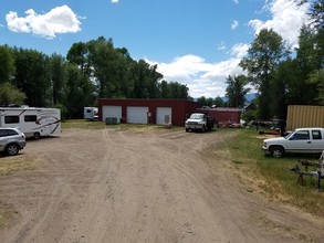 1080 S Park Loop Rd in Jackson, WY - Building Photo - Building Photo