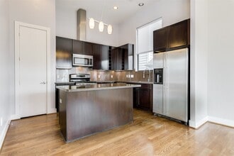 1608 W Webster St in Houston, TX - Building Photo - Building Photo