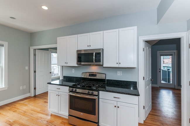 29 Brookside Ave-Unit -29-1 in Boston, MA - Building Photo - Building Photo