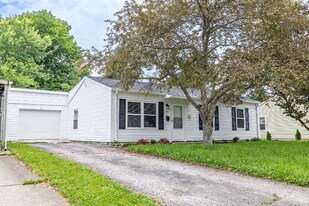 199 Sunset Dr S in Johnstown, OH - Building Photo