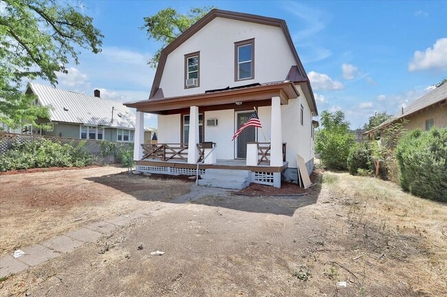 2218 E Pacific Ave in Spokane, WA - Building Photo - Building Photo