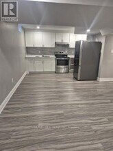 12 Yellow Avens Blvd in Brampton, ON - Building Photo - Building Photo