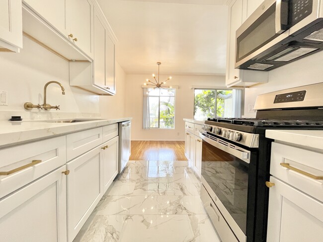 property at 11953 Rochester Ave