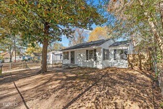 2754 Lakehurst Ave in Shreveport, LA - Building Photo - Building Photo