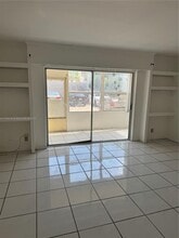 4041 NW 16th St in Lauderhill, FL - Building Photo - Building Photo