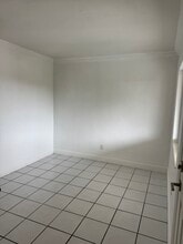 1014 Salzedo St, Unit 3004 in Coral Gables, FL - Building Photo - Building Photo