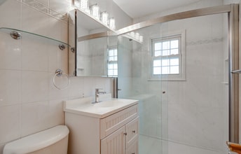 10 Mitchell Pl, Unit 2 in Manhasset, NY - Building Photo - Building Photo