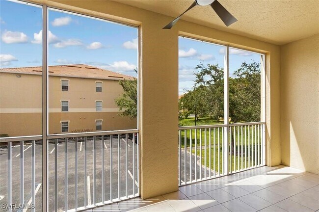 9025 Colby Dr in Ft. Myers, FL - Building Photo - Building Photo