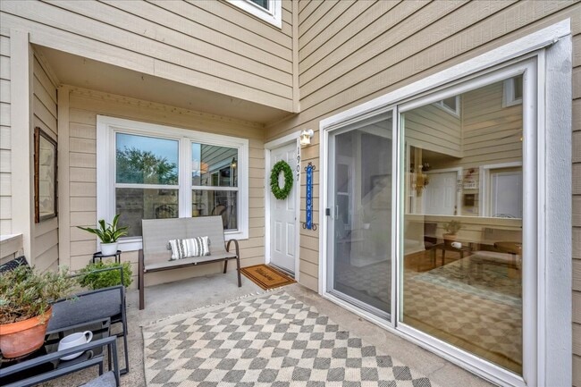 1907 Glencove Dr in Seabrook, TX - Building Photo - Building Photo