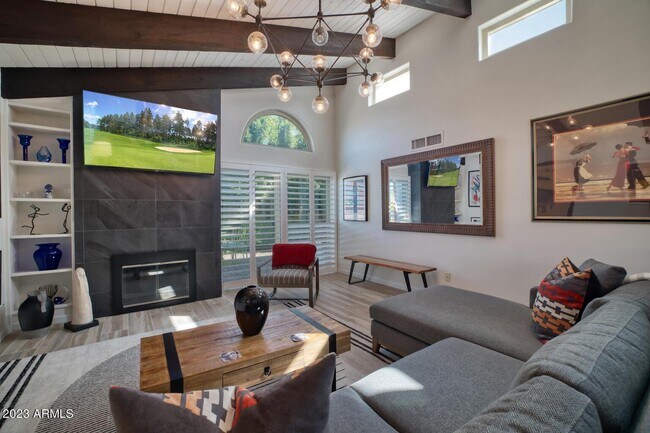 property at 5519 N 71st Pl