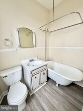 5040 Walnut St in Philadelphia, PA - Foto de edificio - Building Photo