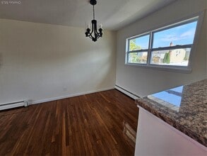 2403 Hampton Ave in Seaford, NY - Building Photo - Building Photo