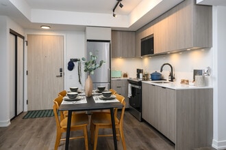 Story of Midtown in Toronto, ON - Building Photo - Building Photo