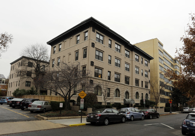 Lonsdale in Washington, DC - Building Photo - Building Photo