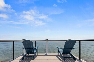 115 Grandview Dr in Hampton, VA - Foto de edificio - Building Photo