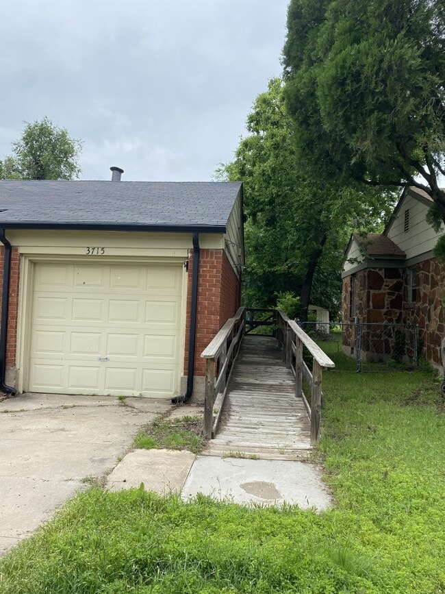 3715 N Hartford St in Oklahoma City, OK - Building Photo - Building Photo