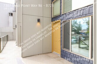 7307 Sand Point Way NE in Seattle, WA - Building Photo - Building Photo