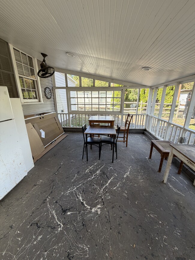 2246 Ebenezer Rd in Rock Hill, SC - Building Photo - Building Photo