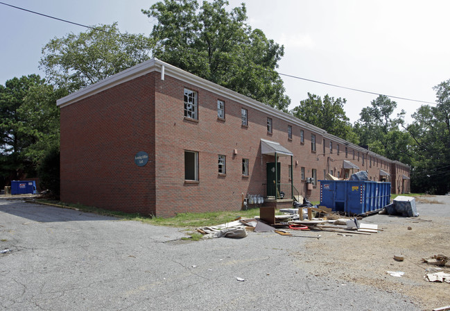 Peachtree South Apartments in Memphis, TN - Foto de edificio - Building Photo