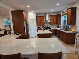 383 Berenger Walk in Royal Palm Beach, FL - Building Photo