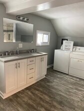 49 Champlain St in Rochester, NY - Building Photo - Building Photo