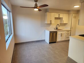 1442 Stanford St in Santa Monica, CA - Building Photo - Building Photo